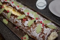 yuletide log: the most interesting recipe: bake a dough without flour and put it into a plastic bag with a wet cloth over night.