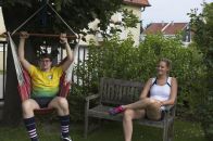 Sport(wo)men stick with one‘s kind.