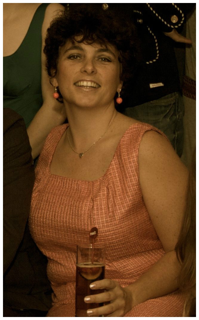 Babs Crayfish Champagne Charlies s Girlfriend Struggling To Become An babs-crayfish-champagne-charlies-s-girlfriend-struggling-to-become-an