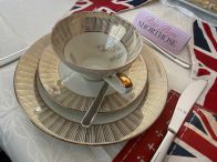 and another lovely vintage tea cup